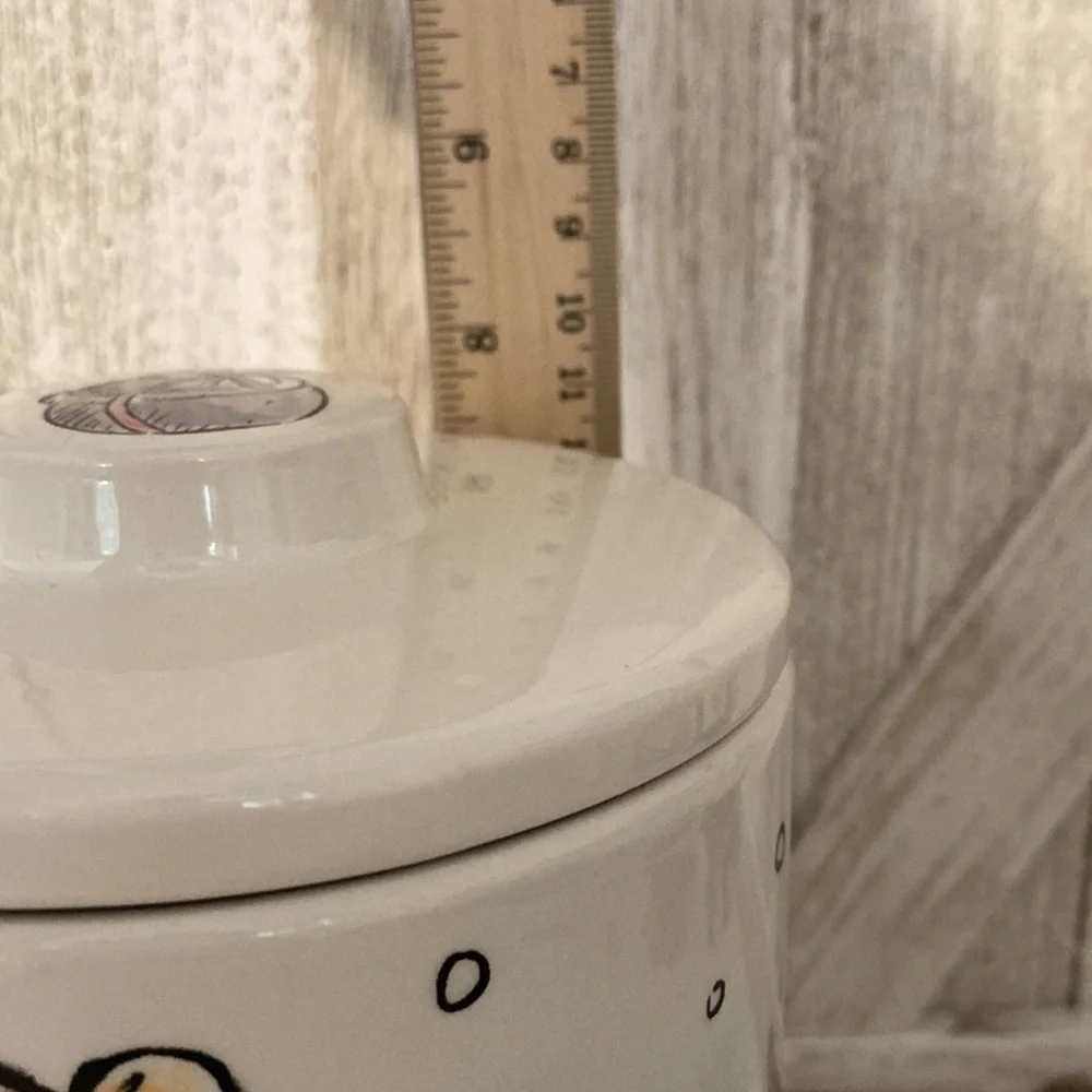 Disney Winnie the Pooh Christmas Canister